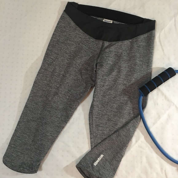 Reebok Pants - Reebok Yoga Capris Black Gray Biking Running-Small
